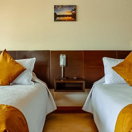 Hotel Villa Vianney Paipa Eksteriør bilde