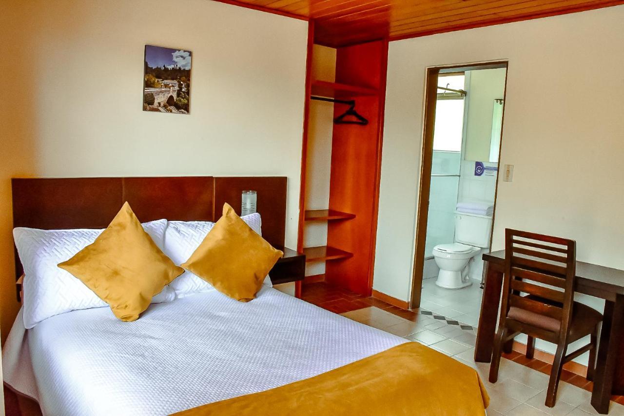 Hotel Villa Vianney Paipa Eksteriør bilde