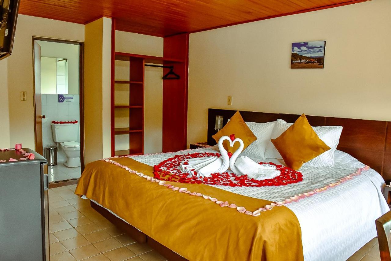 Hotel Villa Vianney Paipa Eksteriør bilde
